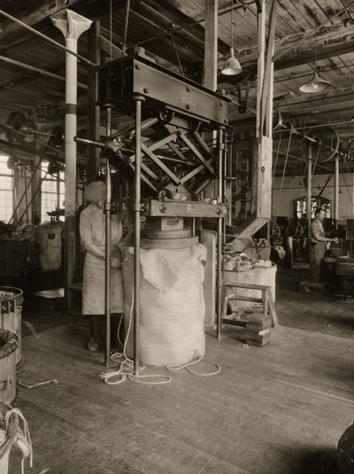 Twine Baling Press